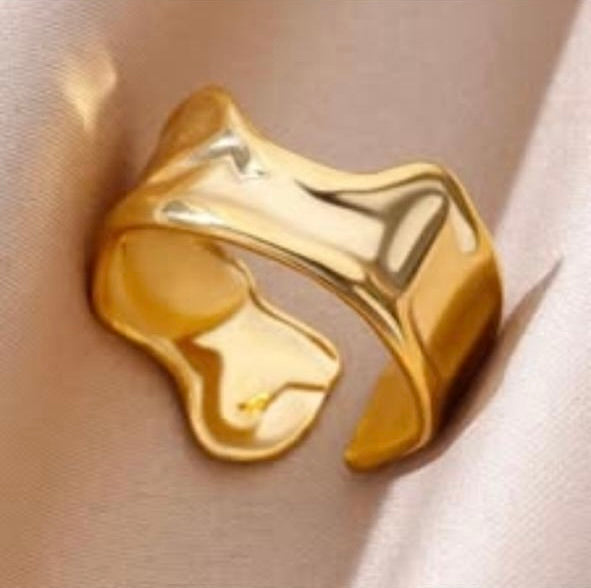 Fluid Aura Bold Open Ring